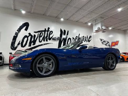 Used 2006 Chevrolet Corvette Convertible w/ Preferred Equipment Group RWD image 1
