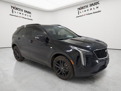 Used 2023 Cadillac XT4 Sport FWD image 7