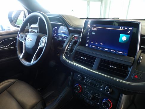 Used 2024 Chevrolet Tahoe LT w/ Luxury Package AWD/4WD image 26