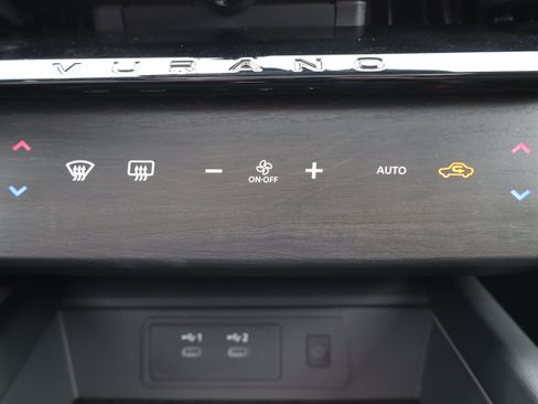 Used 2025 Nissan Murano SL AWD/4WD image 22