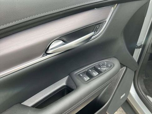 Used 2023 Cadillac XT5 Luxury image 17