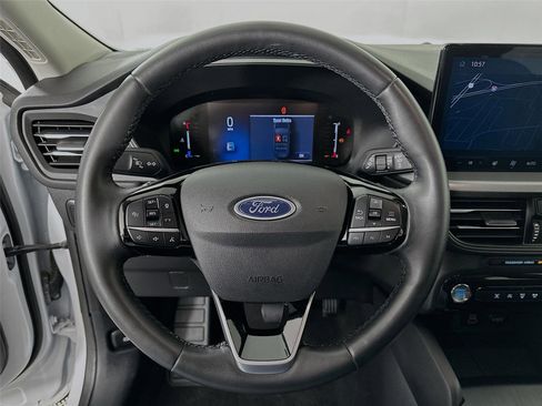 Used 2024 Ford Escape Active w/ Tech Pack #1 image 12