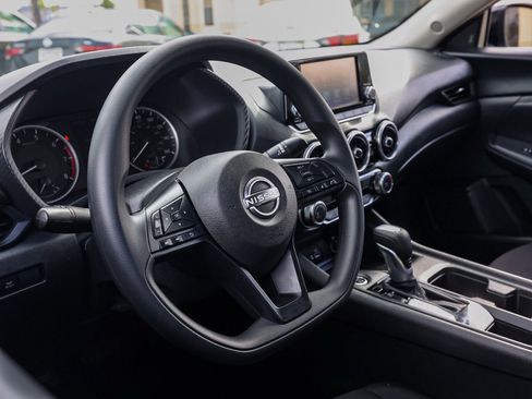 Used 2025 Nissan Sentra S image 14