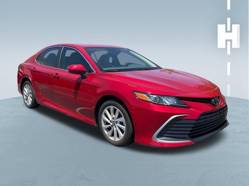 Used 2023 Toyota Camry LE FWD image 1