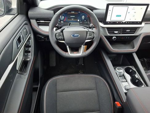 New 2026 Ford Explorer ST w/ Sun And Sound Package image 7