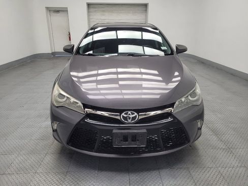 Used 2016 Toyota Camry SE w/ Moonroof Package image 14