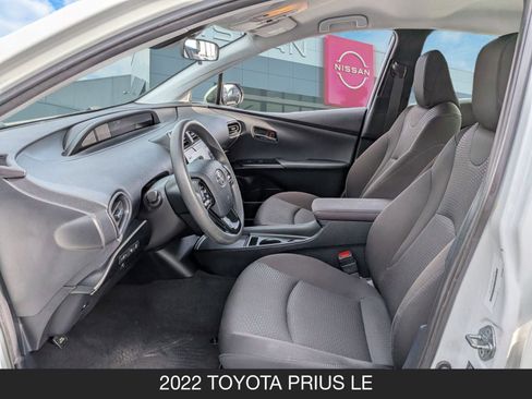 Used 2022 Toyota Prius LE image 15