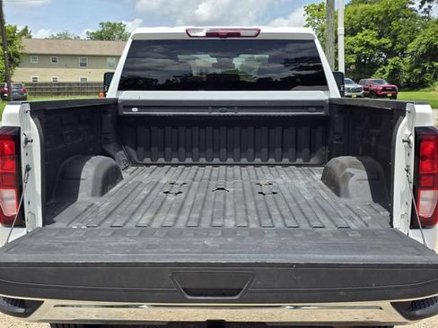 Used 2024 GMC Sierra 2500 Pro AWD/4WD image 10