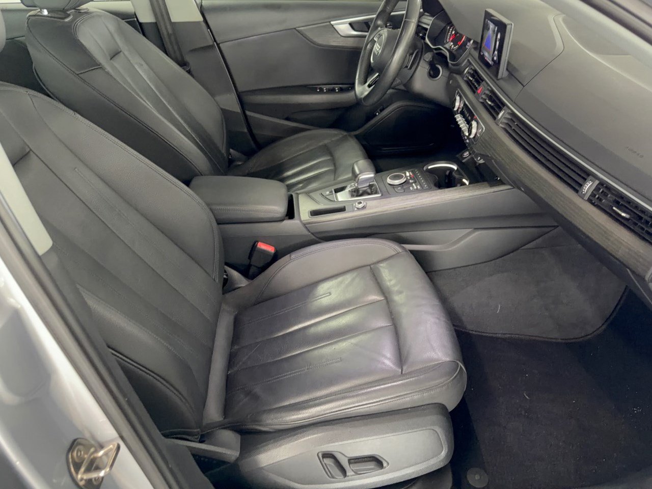 Used 2019 Audi A4 2.0T Premium w/ Convenience Package FWD image 30