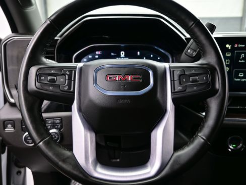 Used 2024 GMC Sierra 1500 SLT AWD/4WD image 25