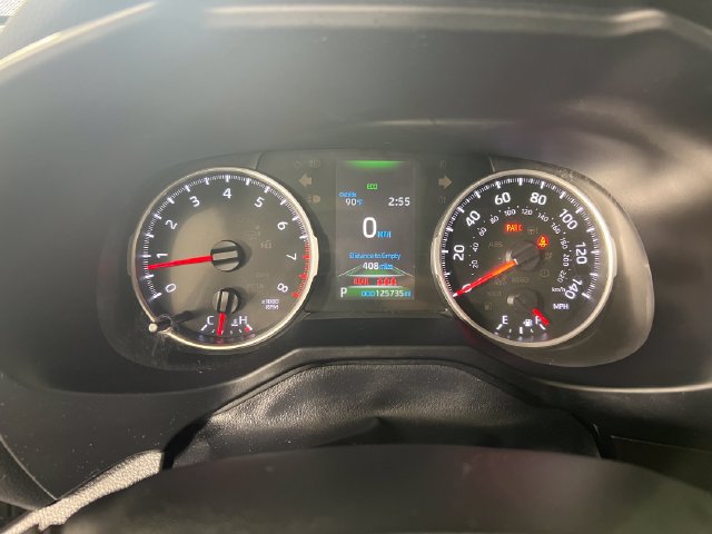 Used 2021 Toyota RAV4 LE FWD image 16