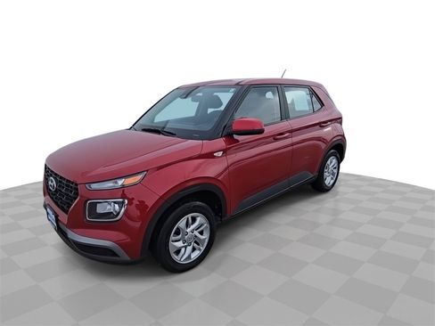Used 2023 Hyundai Venue SE image 4
