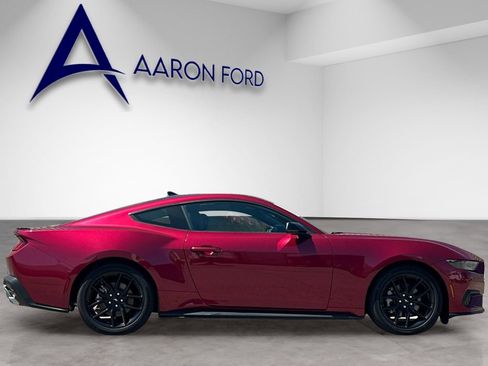 Used 2025 Ford Mustang Premium RWD image 7