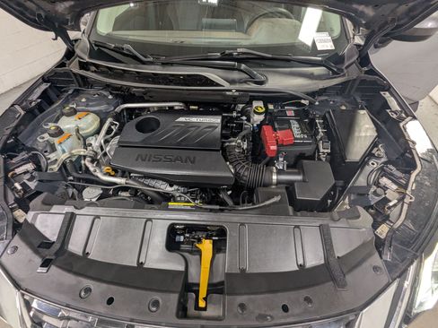 Used 2023 Nissan Rogue SV AWD/4WD image 25
