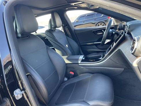 Used 2025 Mercedes-Benz C 300 Sedan image 24