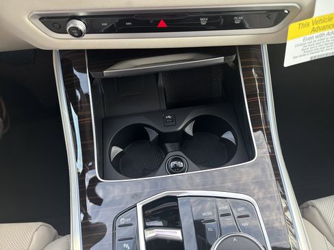 New 2026 BMW X5 xDrive50e image 16