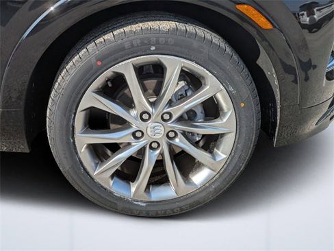 Used 2024 Buick Encore GX Avenir image 11