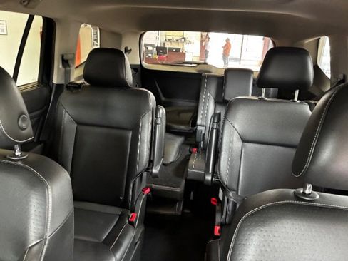 Used 2021 Volkswagen Atlas SEL AWD/4WD image 16