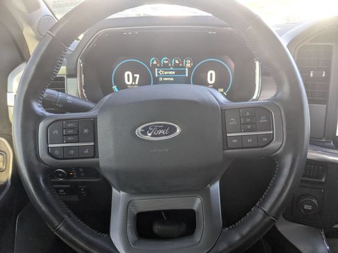 Used 2021 Ford F150 Lariat RWD image 19
