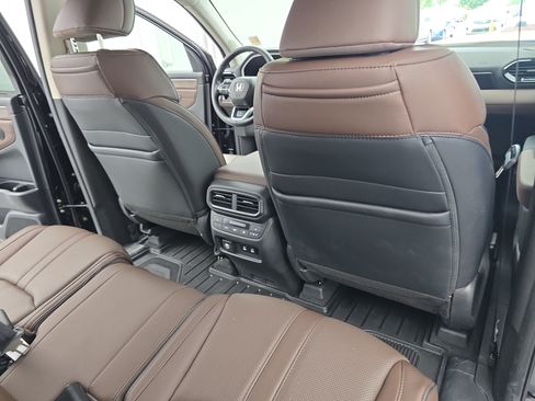 Used 2026 Honda Pilot Elite image 11