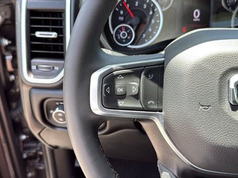 Used 2025 RAM 2500 Big Horn AWD/4WD image 16