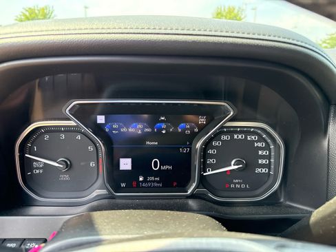 Used 2019 GMC Sierra 1500 Denali w/ Denali Ultimate Package AWD/4WD image 10