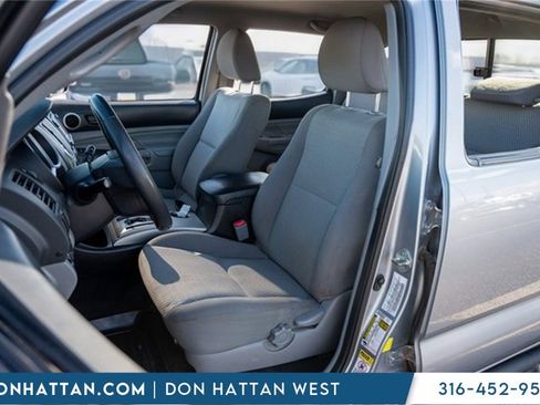 Used 2014 Toyota Tacoma 4x4 Double Cab image 4