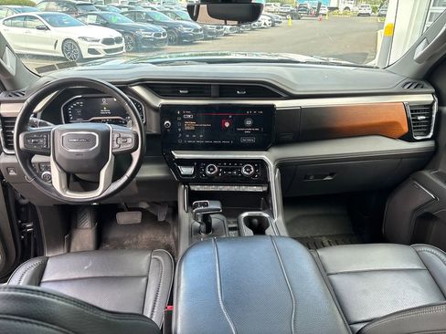 Used 2023 GMC Sierra 1500 Denali w/ Denali Reserve Package image 12