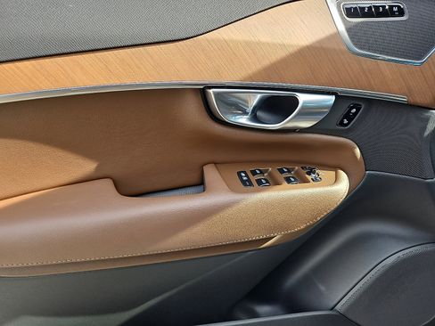 Certified 2023 Volvo XC90 B6 Plus w/ Protection Package Premier image 12