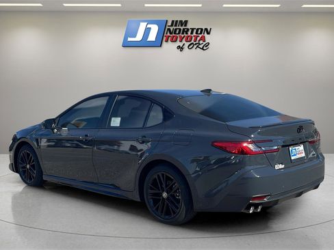 New 2026 Toyota Camry SE image 7