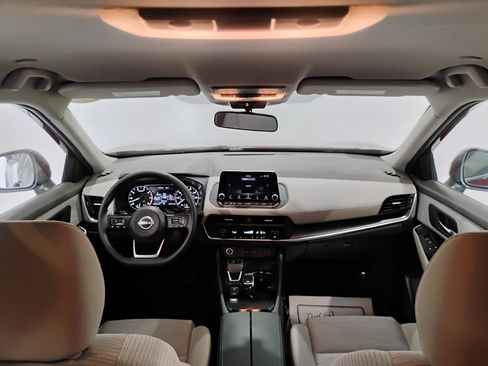 Used 2023 Nissan Rogue SV FWD image 71