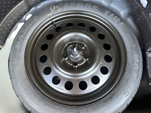 Used 2023 Ford Escape Active image 14