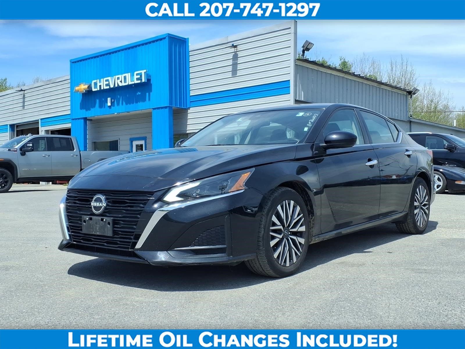 Used 2023 Nissan Altima 2.5 SV FWD image 1