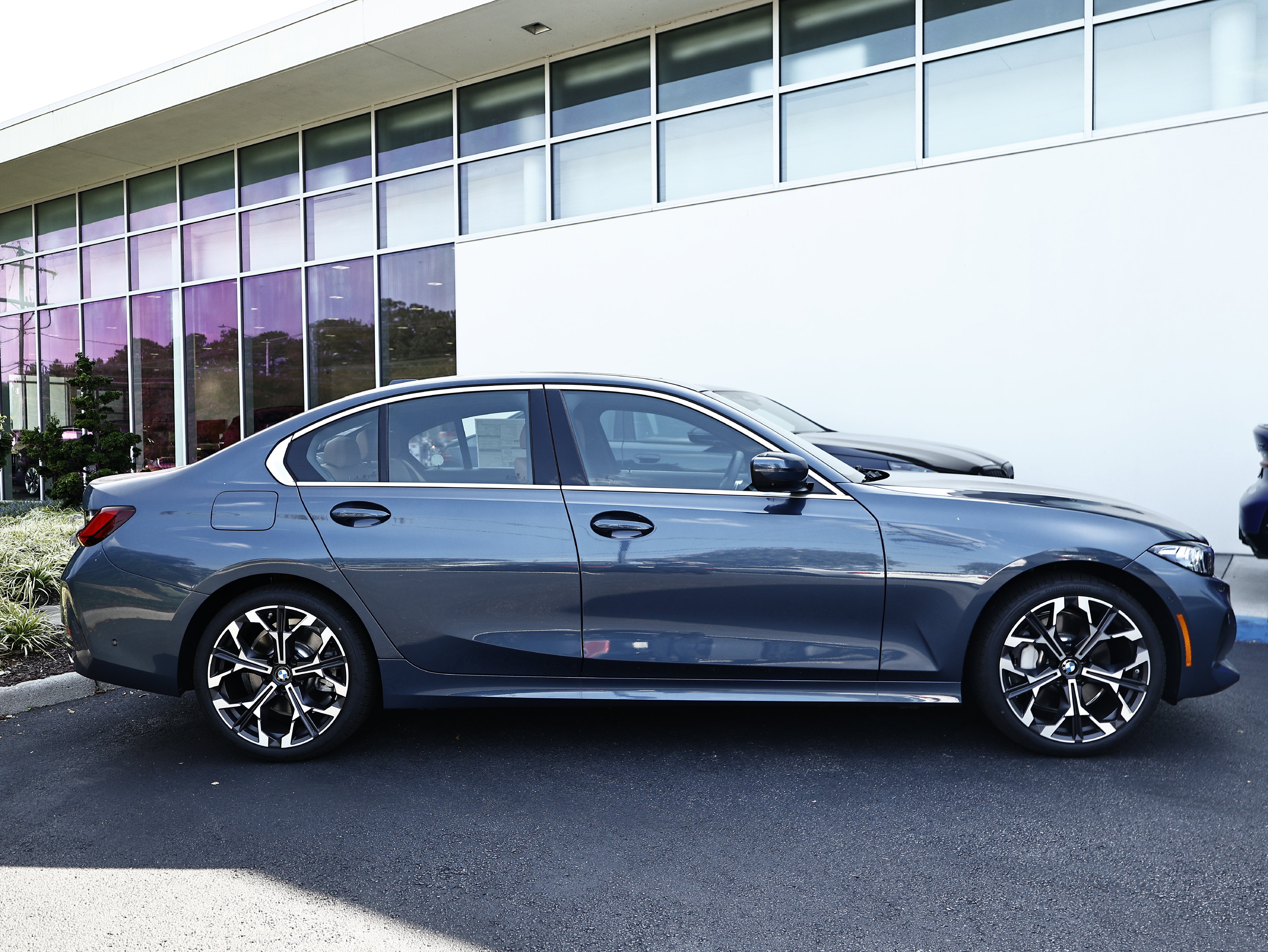 New 2026 BMW 330i xDrive Sedan w/ Premium Package AWD/4WD image 4