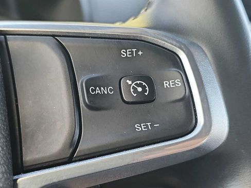 Used 2022 RAM 1500 Laramie RWD image 29