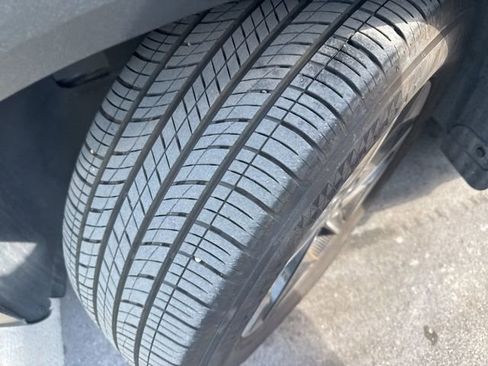 Certified 2025 Hyundai Tucson SEL image 7