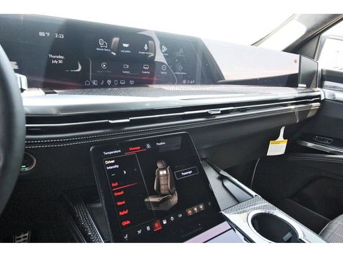 New 2026 Cadillac Escalade V w/ LPO, ONYX Package AWD/4WD image 17