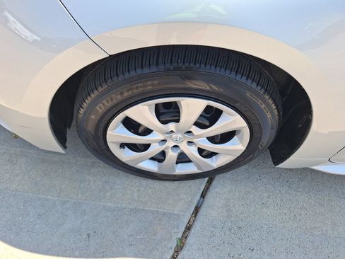 Used 2026 Toyota Corolla LE FWD image 11