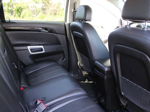 Used 2014 Chevrolet Captiva Sport LTZ FWD image 37