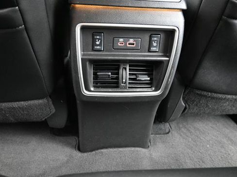 Used 2019 Nissan Murano SL FWD image 15