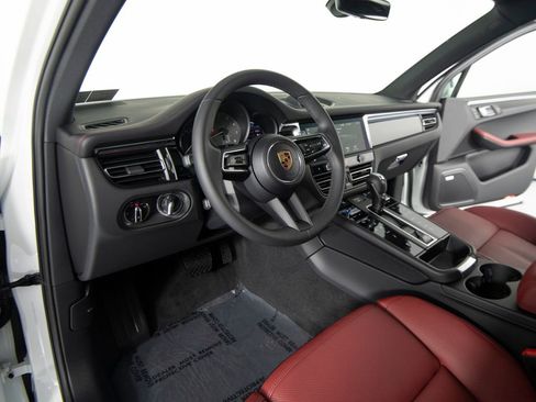 New 2026 Porsche Macan S AWD/4WD image 5