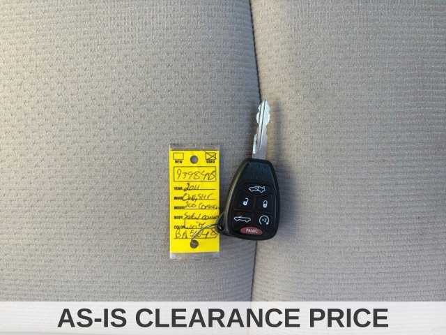 Used 2011 Chrysler 200 Touring w/ Cold Weather Group FWD image 17