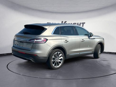 Used 2023 Lincoln Nautilus Reserve w/ Equipment Group 201A FWD image 5