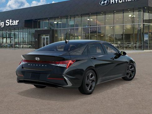 New 2026 Hyundai Elantra Sport image 4
