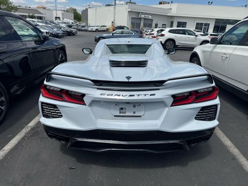 Used 2024 Chevrolet Corvette Stingray Preferred Conv w/ Z51 Performance Package RWD image 9