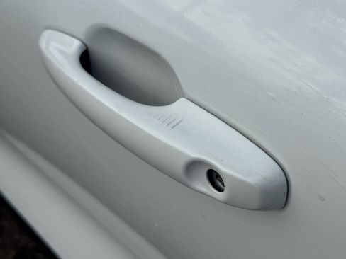 Used 2023 Ford Escape Platinum w/ Premium Technology Package image 9