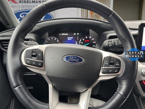 Certified 2022 Ford Explorer XLT image 17