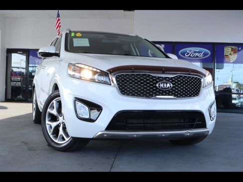 Used 2016 Kia Sorento SX FWD image 1