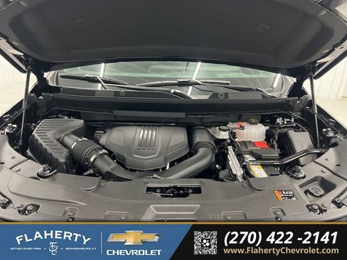 New 2026 Chevrolet Traverse LT w/ Enhanced Driving Package image 16