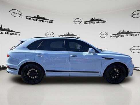 Used 2021 Bentley Bentayga AWD/4WD image 6